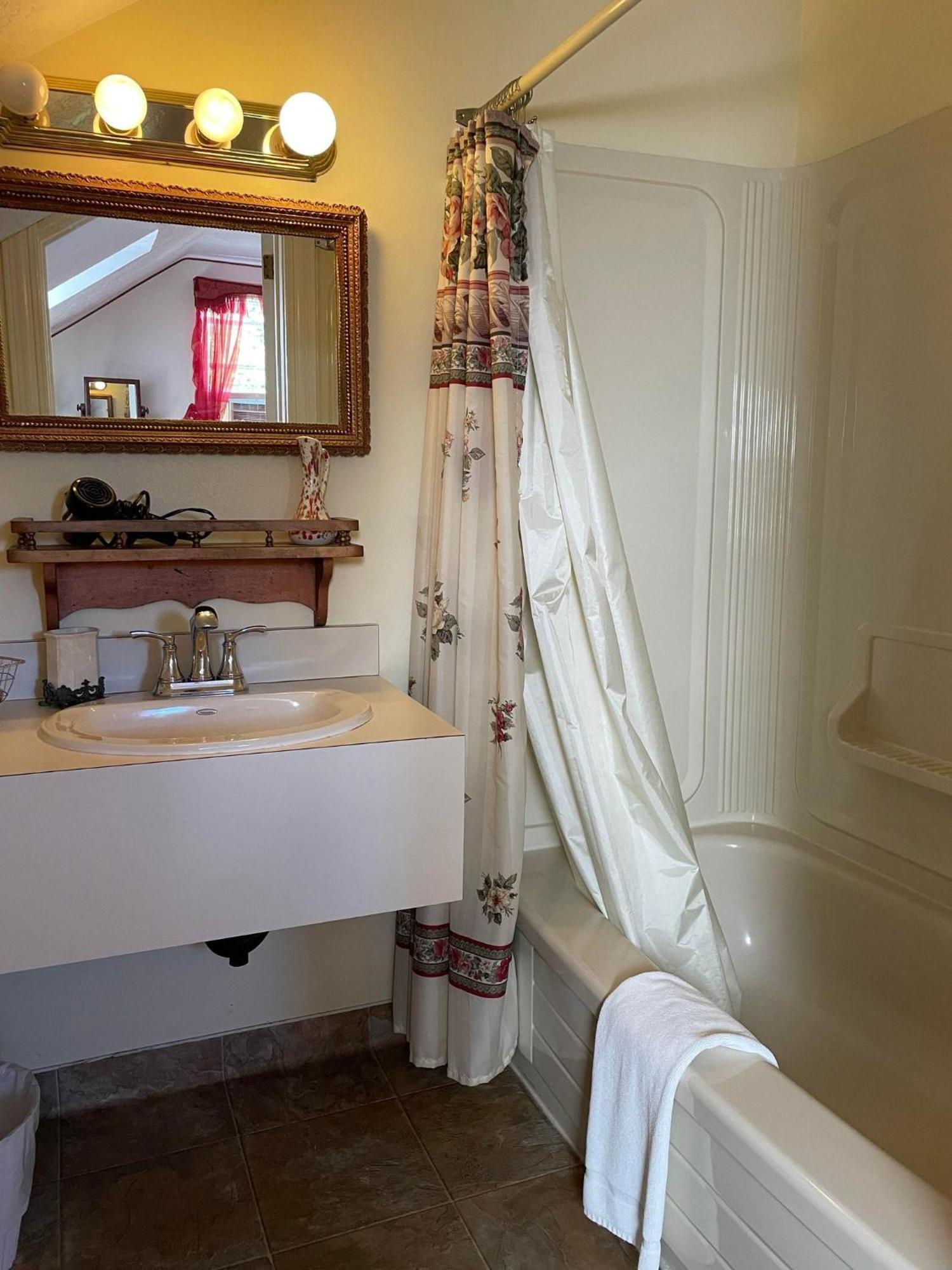 Marshlands Inn Sackville Cameră foto